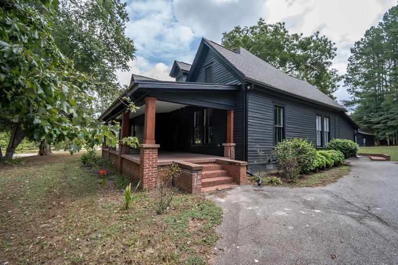 Primary Photo - 1400 Garrett Rd