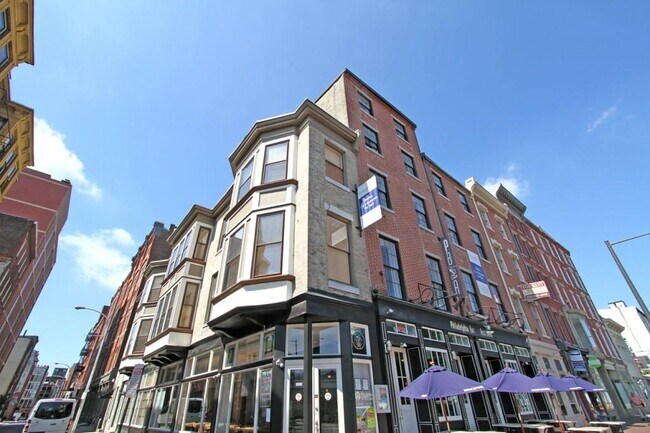Building Photo - 118 Market St