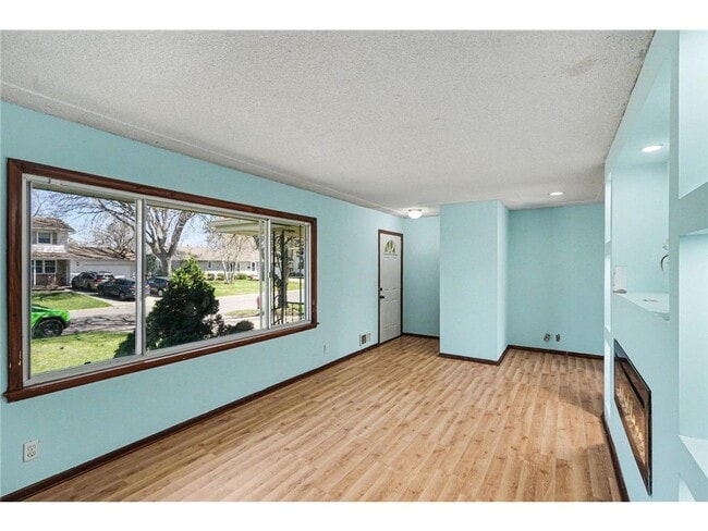 Building Photo - 7617 Lee Ave N