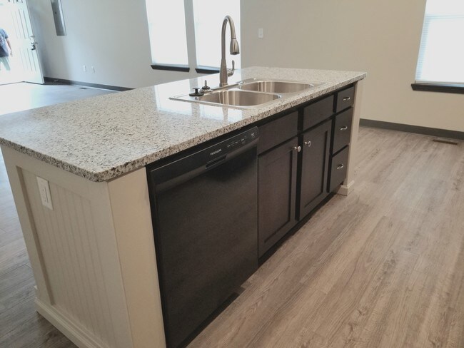 70 Kitchen Cabinets Springfield Mo Kitchen Island Countertop Ideas Check More At Http Www Pl Kitchen Island Countertop Island Countertops Kitchen Cabinets