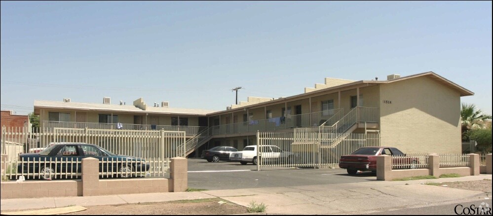 Primary Photo - Jasmin Court Apartments