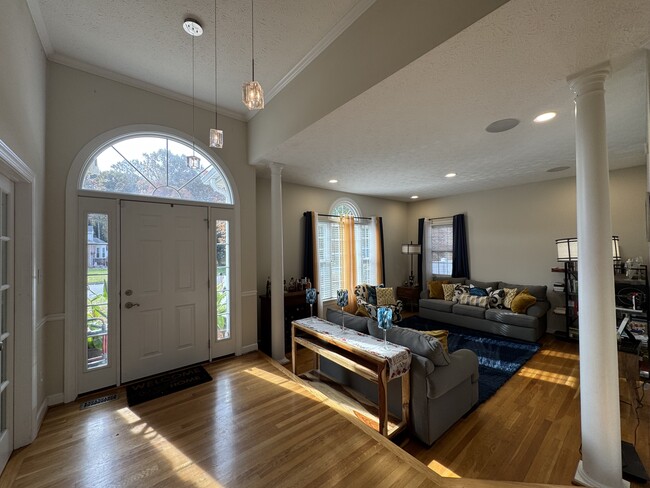 Photo - 329 Woodbrook Run House