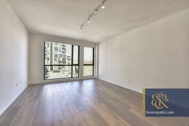 Foto del edificio - 1433 Bush St