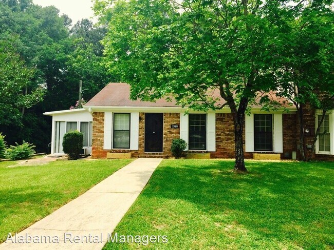 Building Photo - 3 br, 2 bath House - 1980 Townhouse Lane