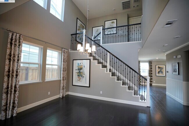 Foto del edificio - 33819 Farmhouse St