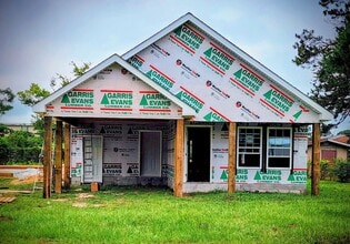 Building Photo - 510 Wayne Ave