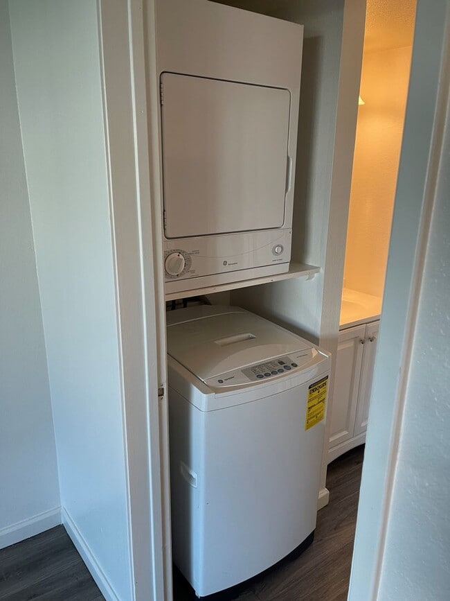 Interior Photo - Willow Park Apartments