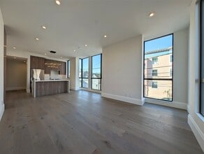 Building Photo - 2707 23rd St