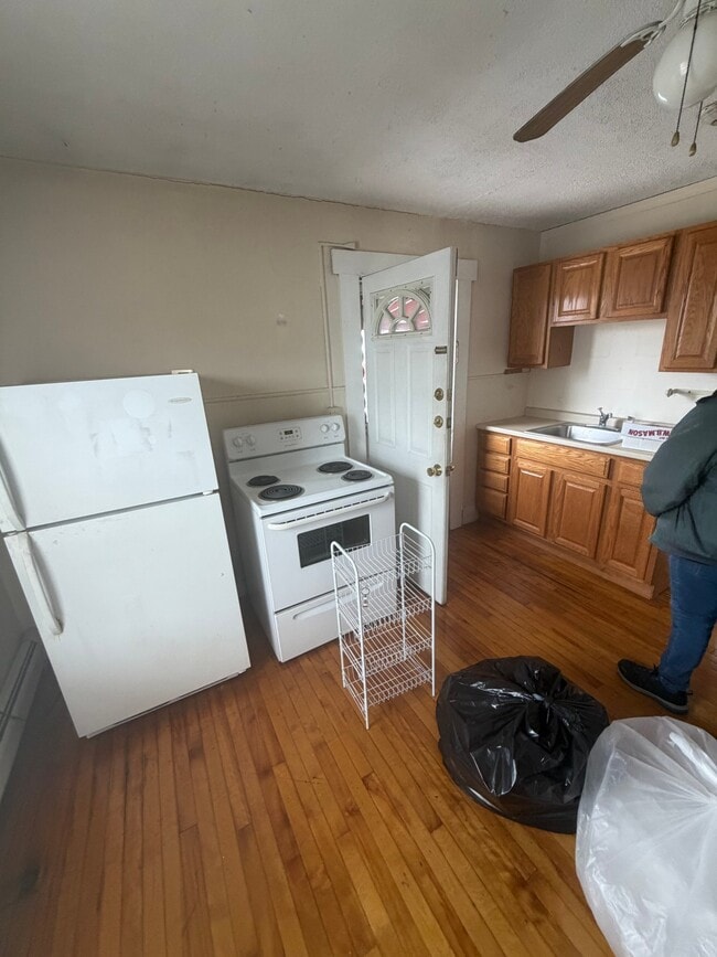 Foto del edificio - 63 Highland St