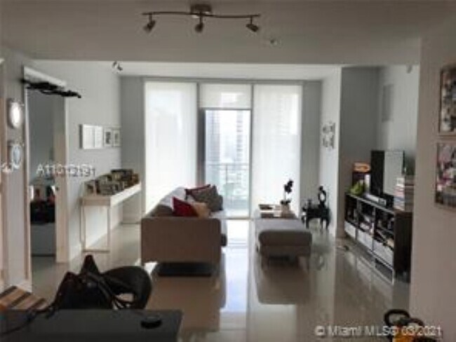 Foto del edificio - 92 SW 3rd St