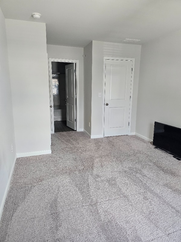 Building Photo - 11743 Chatham Dr