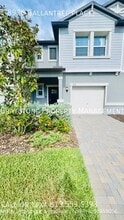 Building Photo - 8926 Gallantree Pl