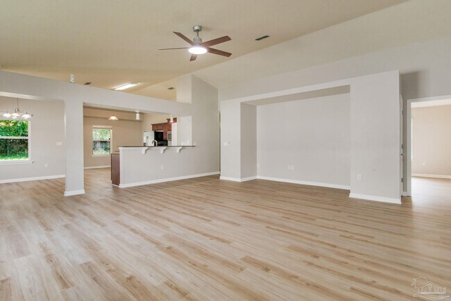 Building Photo - 7933 Nalo Creek Loop