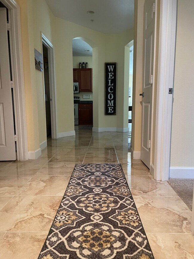 Foto del edificio - Furnished 3 Bedroom 2 Bath with Garage Punta Gorda Condo