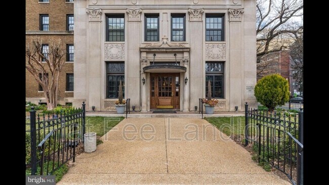 Building Photo - 1101 L St NW