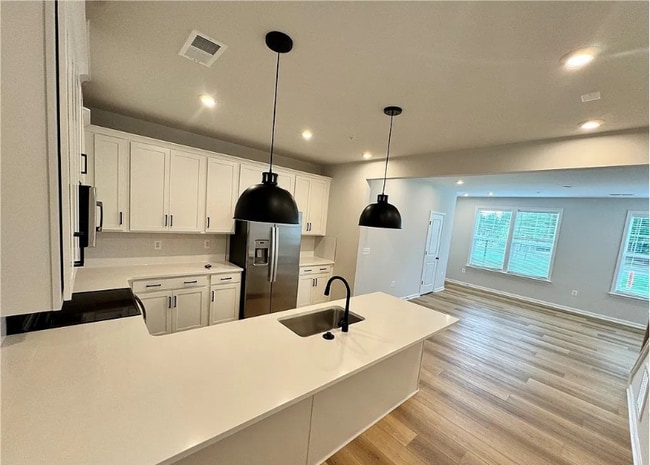 Building Photo - 9006 Thomas Mill Dr