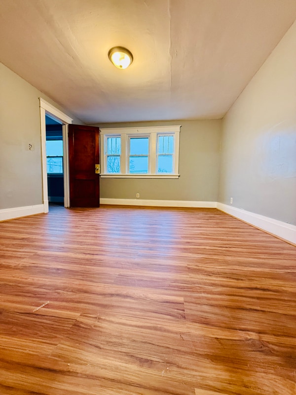 Building Photo - 88 Schutrum St