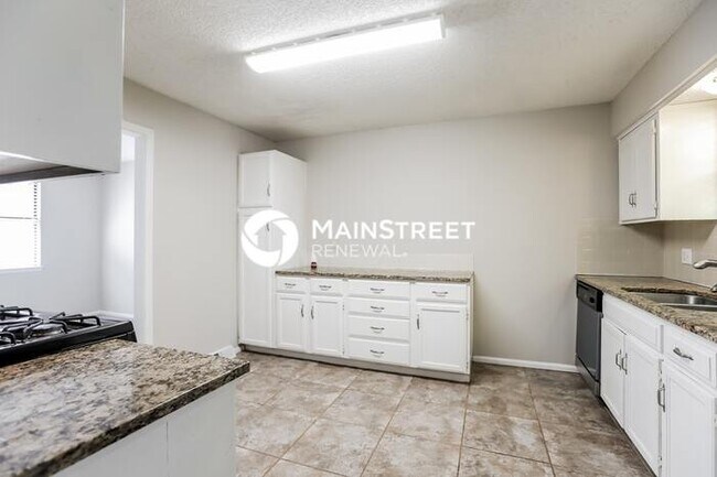 Foto del edificio - 3 Bedroom Pet-Friendly Home in Independenc...