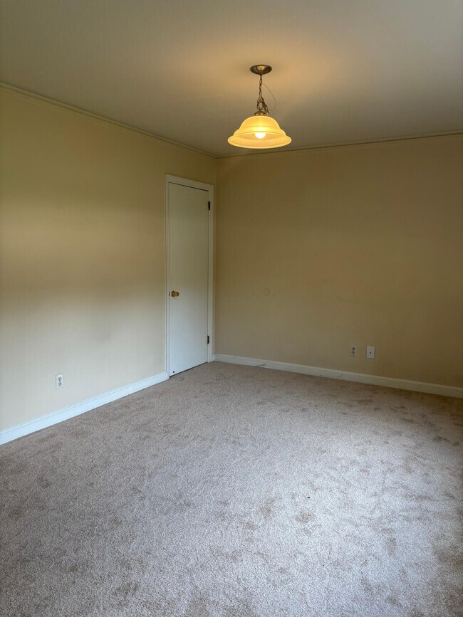 Foto del edificio - 2426 Peach Orchard Rd