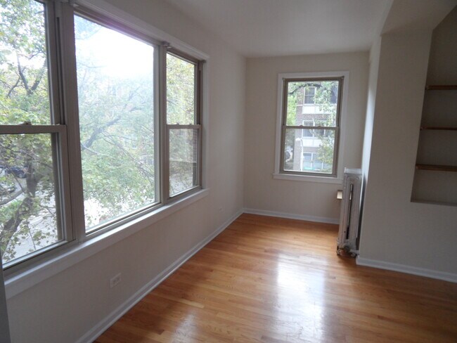 Foto del edificio - 1234 W Rosemont Ave