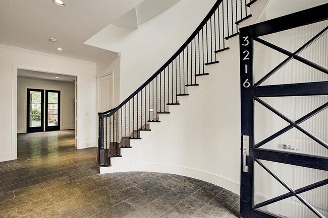 Foto del edificio - 3216 Bammel Ln
