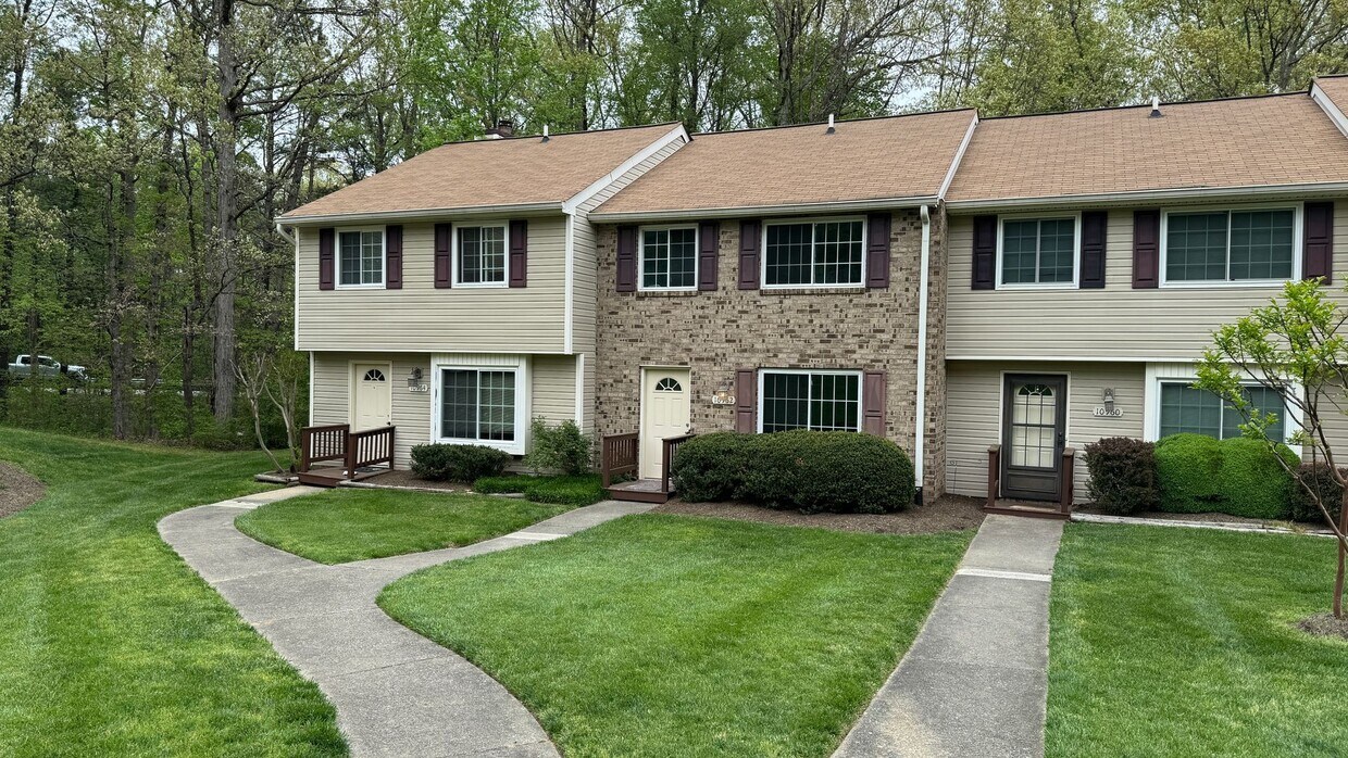 Primary Photo - Town Home in Western Henrico- Greenaire Woods