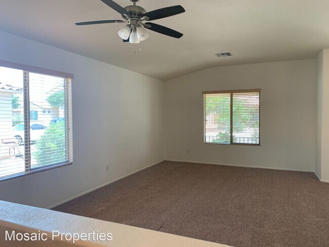 Building Photo - 3 br, 2 bath House - 708 E. Mule Train Trl.