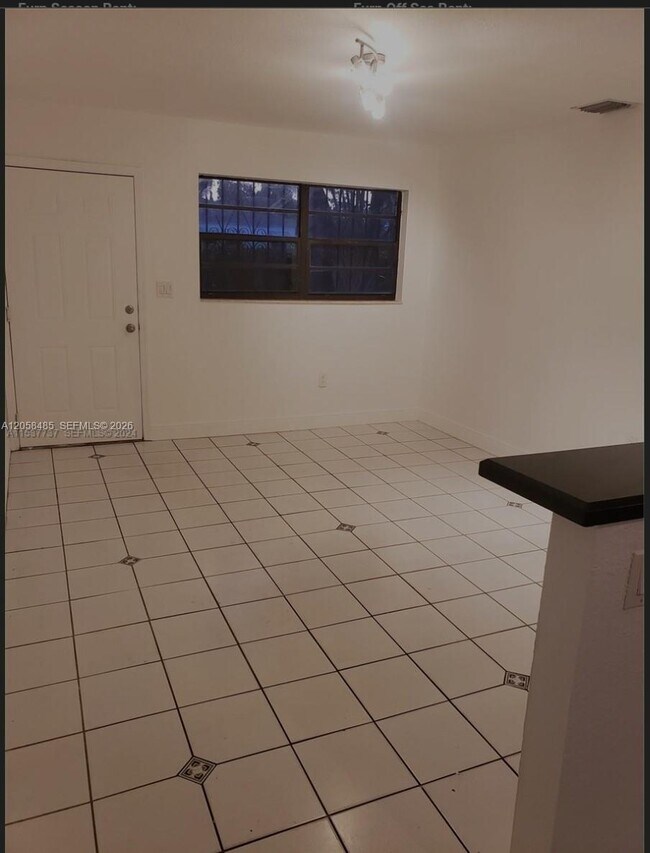 Foto del edificio - 2998 NW 30th St