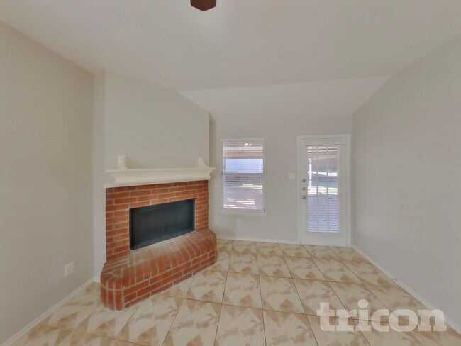 Building Photo - 7112 Avington Way