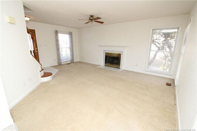 Building Photo - 114 Covewood Ct