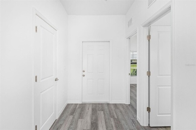 Building Photo - 1306 Saxony Cir