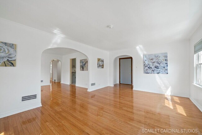 Foto del edificio - 3300 N Osage Ave