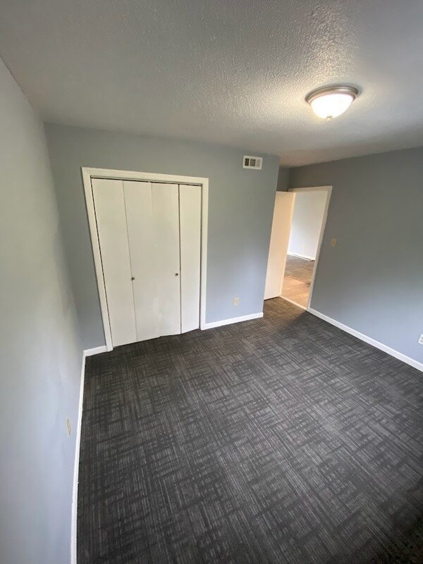 1326 N Frye Ave Unit E, Newton, NC 28658 Condo for Rent in Newton, NC