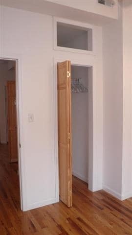 Building Photo - 334 Pavonia Ave