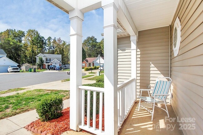 Building Photo - 7115 Simbrah Way