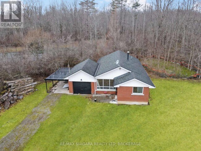 Photo du bâtiment - 1544 Stockton Ln