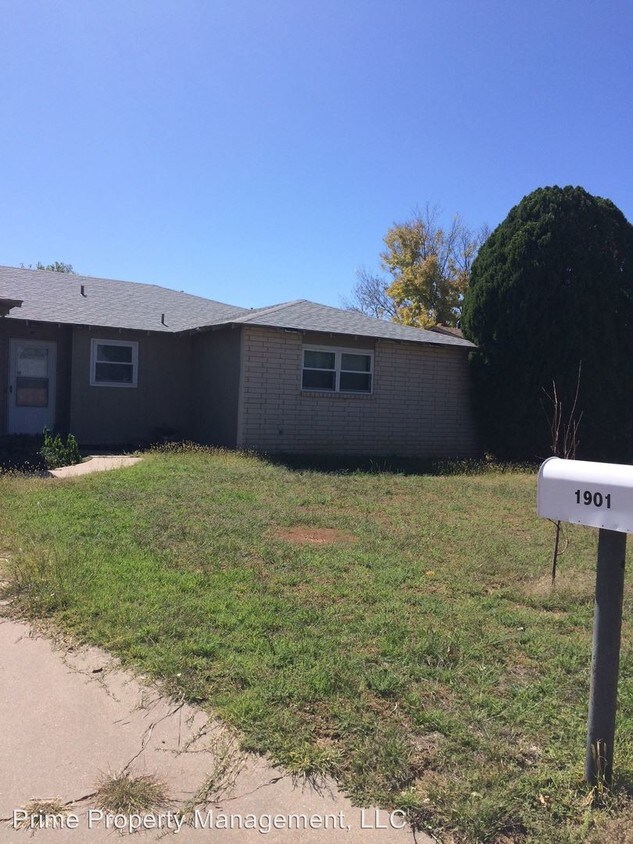 Primary Photo - 3 br, 2 bath House - 1901 Arcineiga Dr