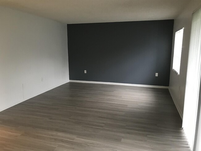 Foto del edificio - 2501 N Alafaya Trail