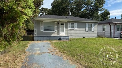 Building Photo - 1514 Heron St