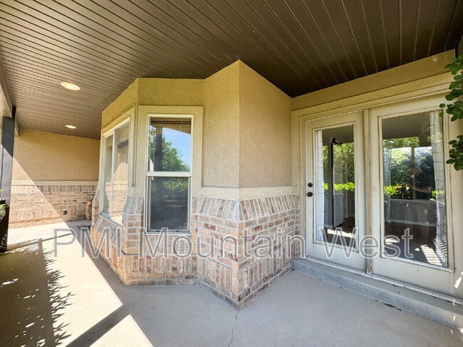 Building Photo - 12633 Toscana Way