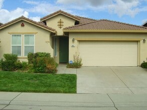 Building Photo - 8887 Haflinger Way