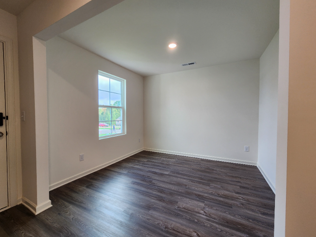 Foto del edificio - 812 Smokey Ridge Rd