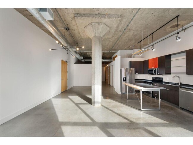 Foto del edificio - 718 N Washington Ave