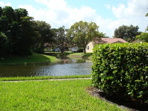 Primary Photo - 10250 NW 33rd St