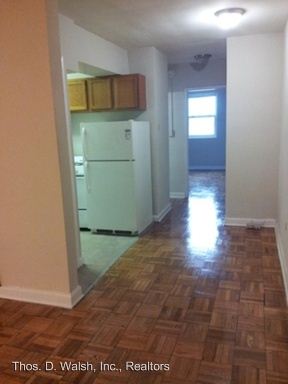 Building Photo - 806 Longfellow St NW