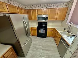 Building Photo - 1624 Hackamore St