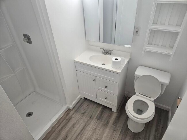 Foto del edificio - 289 Melrose Dr