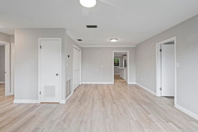 Building Photo - 4435 Browning Avenue