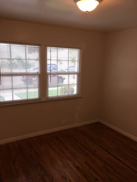 bedroom - 3970 Sawtelle Blvd