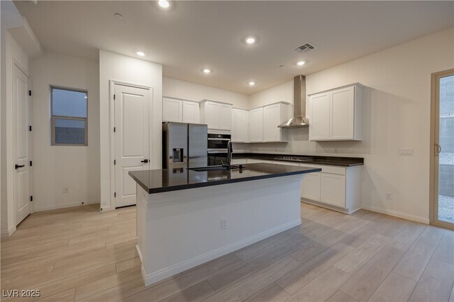 Building Photo - 119 Silver Run Ln